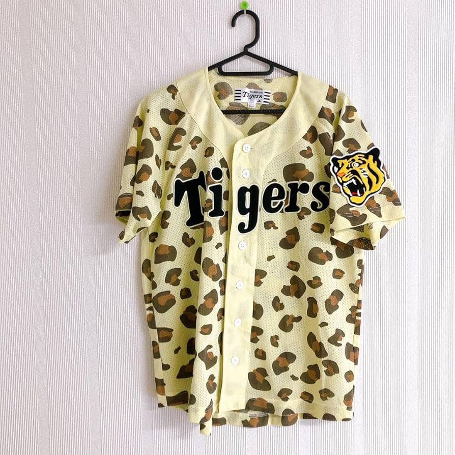 阪神タイガース★レパード•ヒョウ柄 デザイン レプリカ ユニフォーム★Lサイズ Amazon.co.jp: 阪神タイガース ユニフォーム ヒョウ柄 黄色